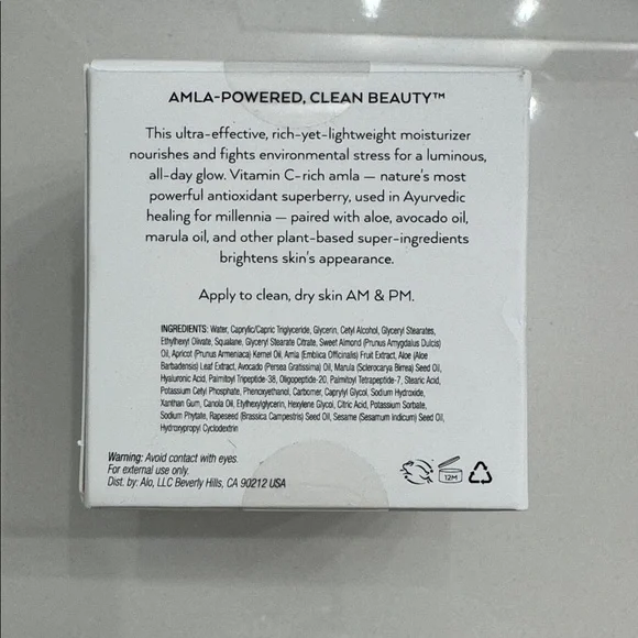 NIB ALO GLOW SYSTEM LUMINIZING FACE MOISTURIZER - Picture 5 of 6